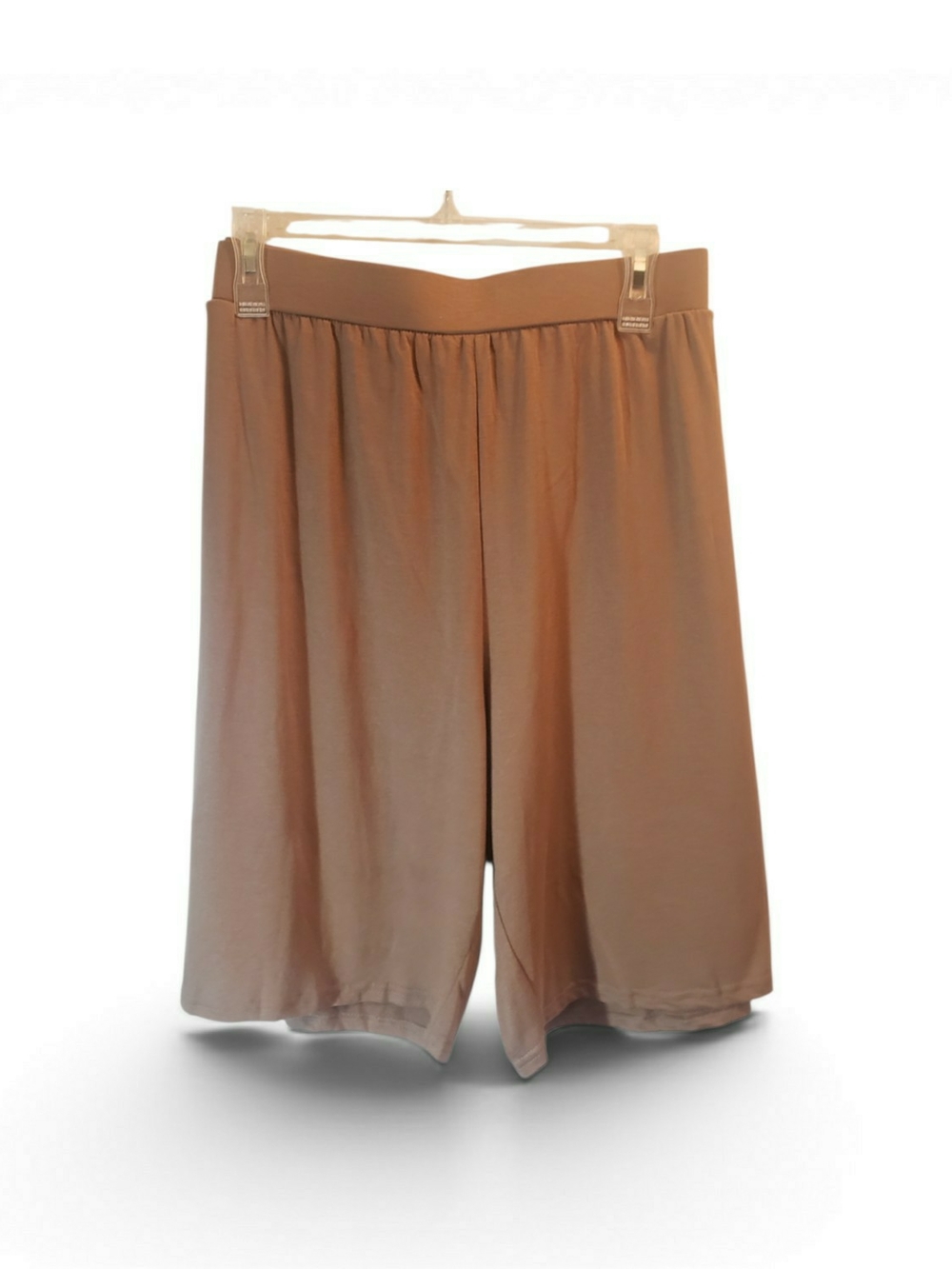 Womens 4X pair of soft, taupe-colored lounge shorts with pockets. New